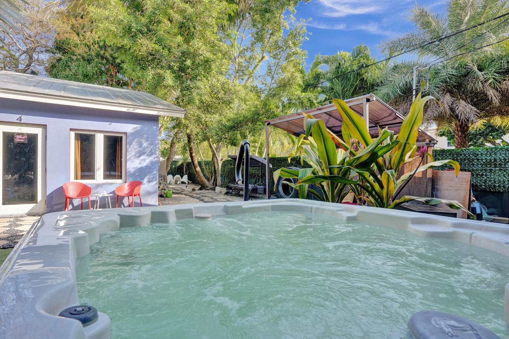 Kiki 3 - Men'S Clothing Optional Guest Houses Wilton Manors Dış mekan fotoğraf